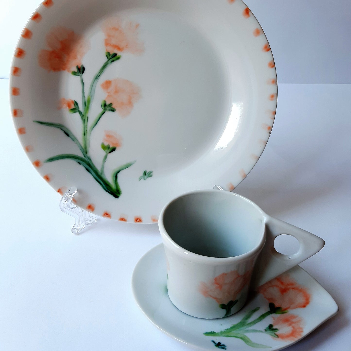 Juego de café  12 pcs porcelana pintada a mano claveles floral unico.