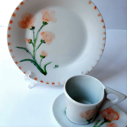 Juego de café  12 pcs porcelana pintada a mano claveles floral unico.