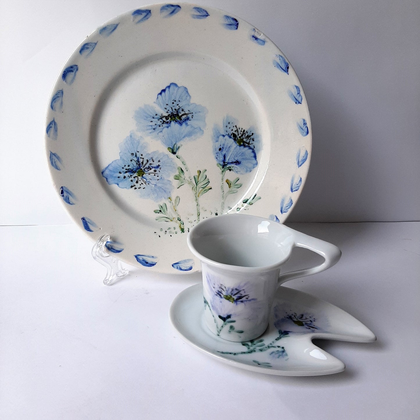 Juego de café porcelana pintada a mano amapolas azules floral unico.