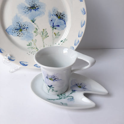 Juego de café porcelana pintada a mano amapolas azules floral unico.