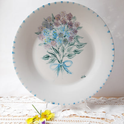 Plato esmaltado de porcelana pintado a mano hortensia único artesanal no calcomania.