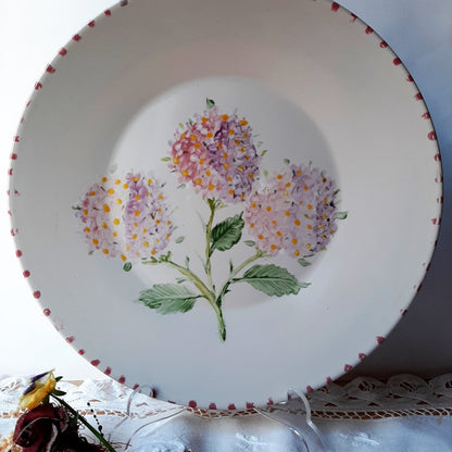 Plato pintado a mano hortensia único porcelana floral no calcomania.