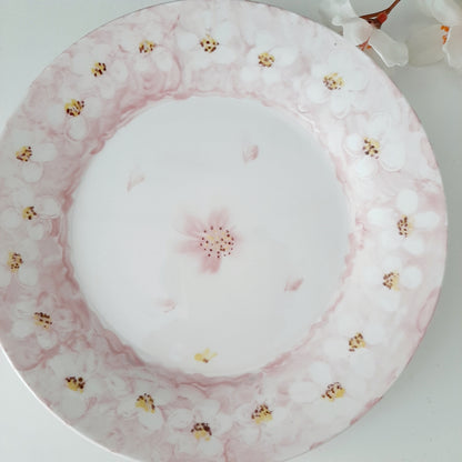 Plato esmaltado de porcelana pintado a mano flores silvestres  único artesanal.