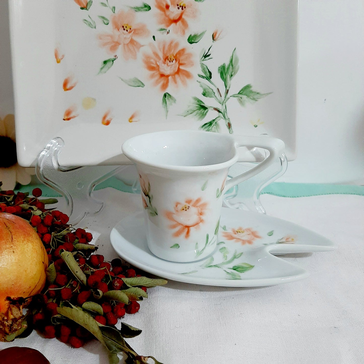 Juego de café esmaltado porcelana pintada a mano rosas coral único.