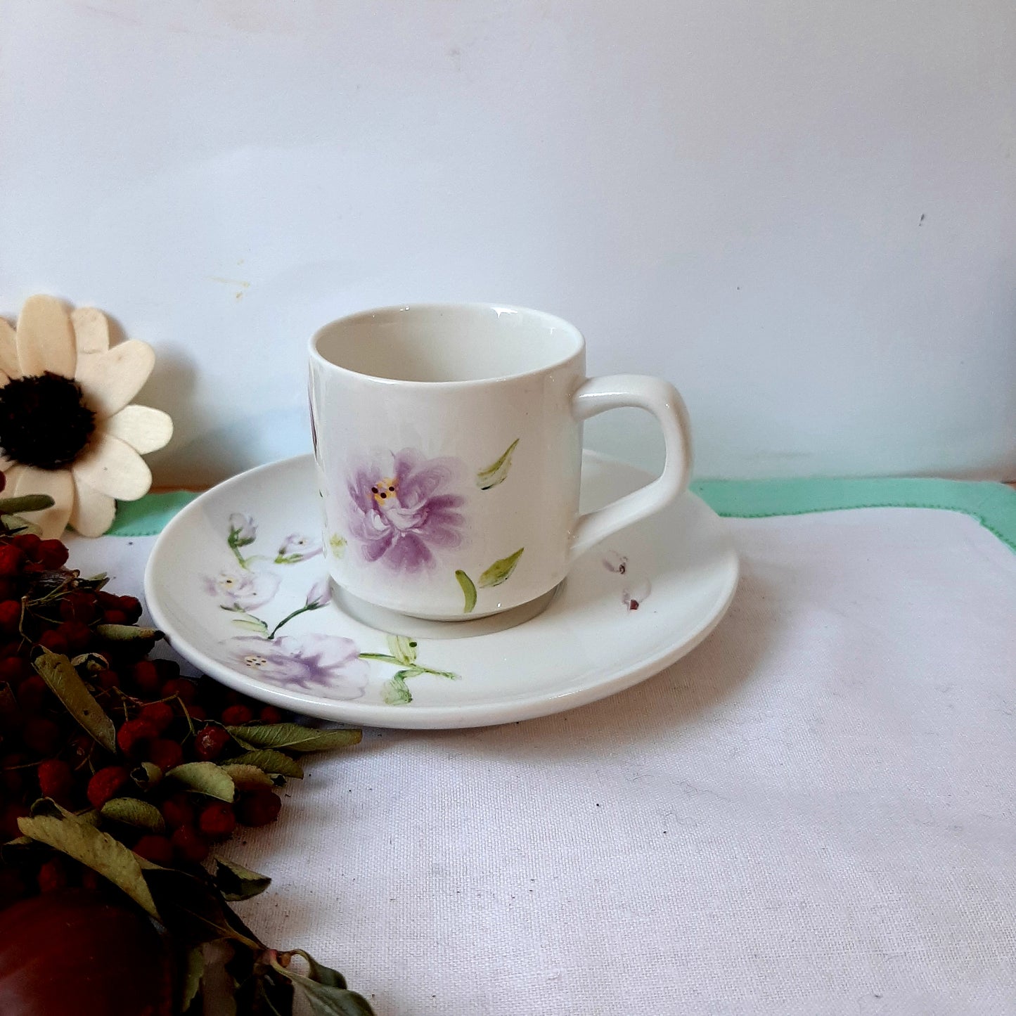 Hand-painted 6-piece coffee set in porcelain with mauve floral roses, artisanal and unique