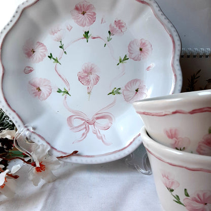 Plato y tazas  set 3  pintado a mano petunias floral artesanal.