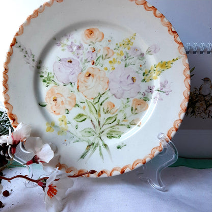 Plato pintado a mano rosas porcelana floral único artesanal, no calcomania .