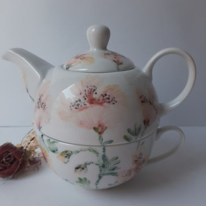 Juego de te o café unipersonal porcelana pintada a mano amapolas artesanía floral único.