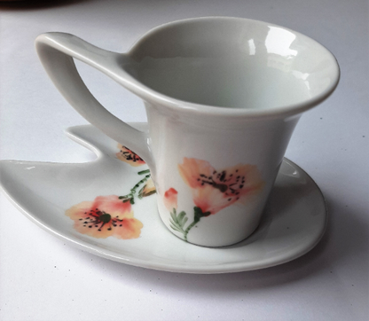 Juego de café  12 pcs porcelana pintada a mano amapolas floral unico.