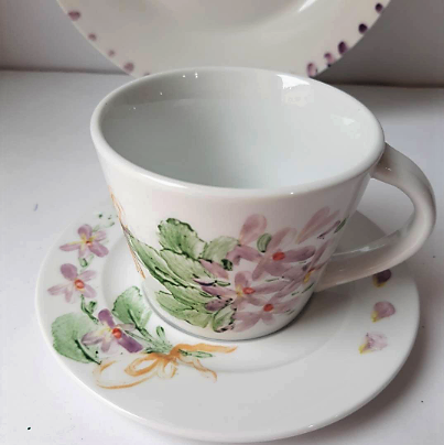 Juego de café 12 pcs porcela pintada a mano ramito de violetas unico.