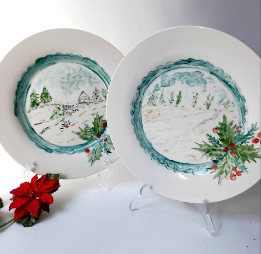 Platos set 2, esmaltados, porcelana pintado a mano, paisaje navideño nevado, vajilla, arte floral, objeto artesanal.